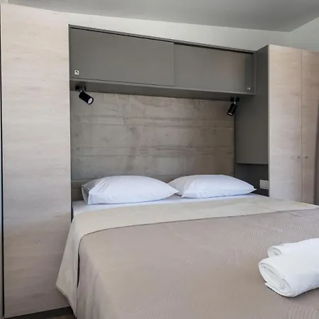 Camp Adriatic Mobile Homes - Primošten