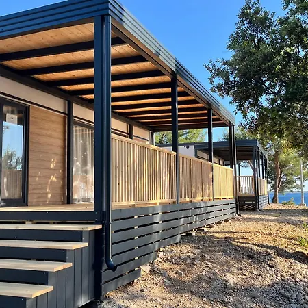 Camp Adriatic Mobile Homes - *