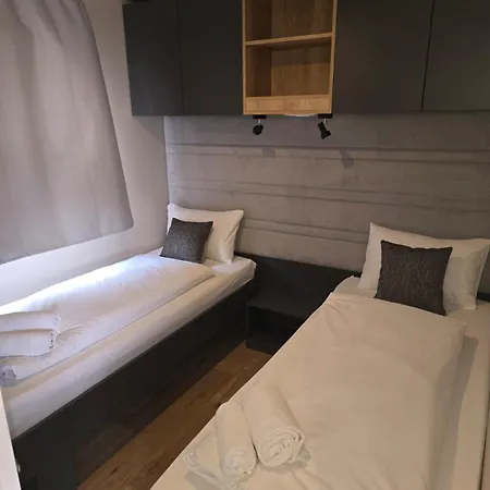 Camp Adriatic Mobile Homes - Κάμπινγκ Primošten