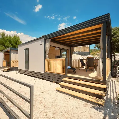 Camp Adriatic Mobile Homes - *