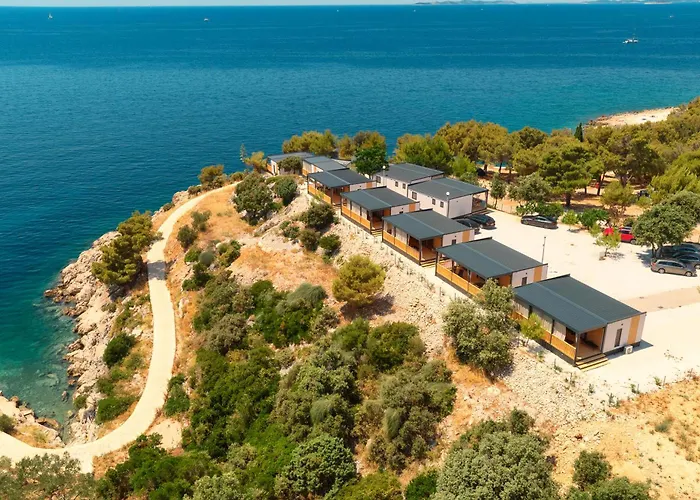 אתר קמפינג Camp Adriatic Mobile Homes - פרימוסטן